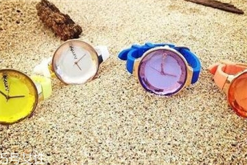 rumbatime和dw哪個好？rumba time手表好還是dw好？