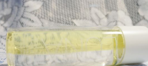 水油分離卸妝液好嗎？水油分離卸妝液和普通卸妝液區(qū)別