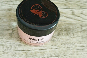 雪玲妃唇膜怎么樣？雪玲妃唇膜和蘭芝唇膜對比