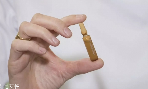 有哪些好用的美白精華 十款抗氧化美白精華推薦 有哪些好用的美白精華 十款抗氧化美白精華推薦