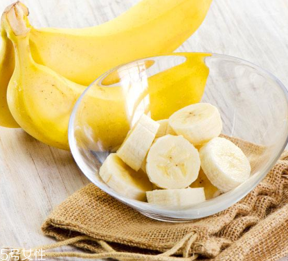 香蕉泥能卸妝嗎 香蕉泥怎么卸妝 香蕉泥能卸妝嗎 香蕉泥怎么卸妝