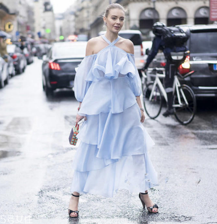 2018夏裝流行元素有哪些？2018夏裝流行趨勢