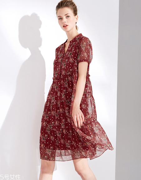 2018夏裝流行元素有哪些？2018夏裝流行趨勢