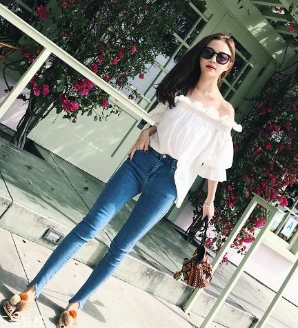 今年夏天流行什么樣的一字肩上衣？一字肩上衣穿搭圖片