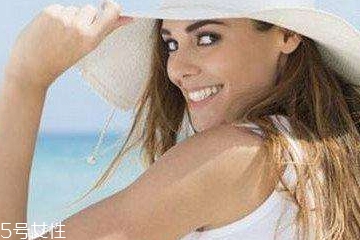 頭發(fā)防曬用多少指數(shù)合適 頭發(fā)防曬產(chǎn)品的主要成分 頭發(fā)防曬用多少指數(shù)合適 頭發(fā)防曬產(chǎn)品的主要成分