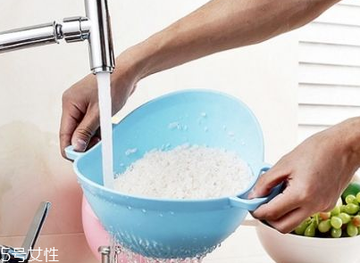 軟水燒開有水垢嗎 軟水燒開能飲用嗎 軟水燒開有水垢嗎 軟水燒開能飲用嗎