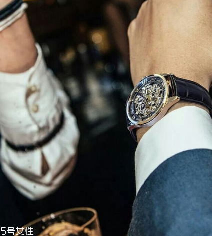 手表上有劃痕怎么辦？手表上的劃痕怎么處理？