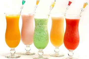 果汁是飲料嗎？果汁和飲料的區(qū)別