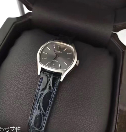 手表多久上一次發(fā)條？手表多長時間上一次發(fā)條？