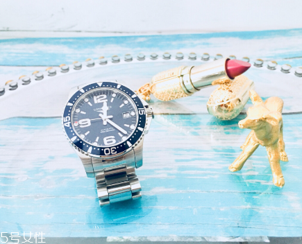 手表多久上一次油？手表多長(zhǎng)時(shí)間加一次油？