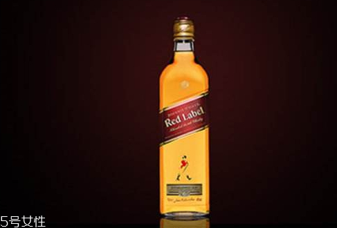 紅方威士忌多少錢一瓶 紅方威士忌是哪個(gè)國家的 紅方威士忌多少錢一瓶 紅方威士忌是哪個(gè)國家的