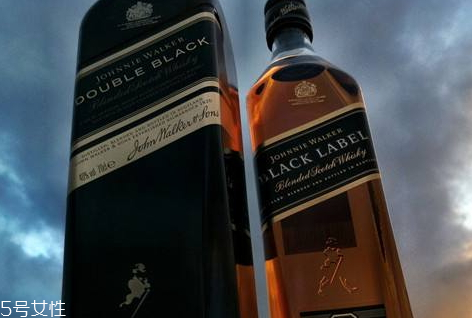 紅方威士忌怎么喝 紅方威士忌搭配什么好喝 紅方威士忌怎么喝 紅方威士忌搭配什么好喝