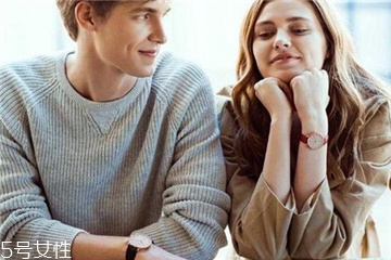 情侶手表怎么搭配？情侶表搭配建議