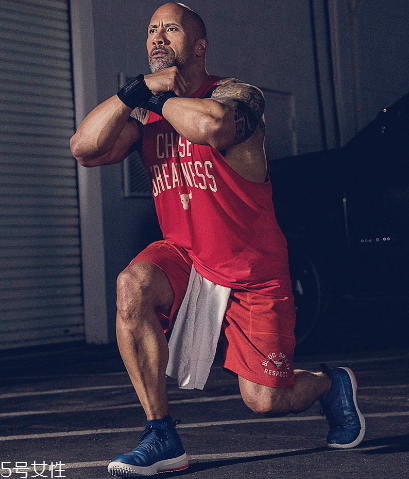 ua project rock 1安德瑪強(qiáng)森簽名鞋發(fā)售日期_多少錢(qián)？