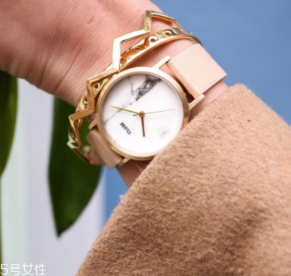 cluse手表怎么調(diào)時(shí)間？cluse手表調(diào)節(jié)時(shí)間方法