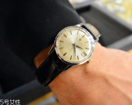 手表過敏怎么處理？戴手表過敏解決辦法