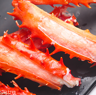 帝王蟹是熟的嗎？帝王蟹是生的熟的？