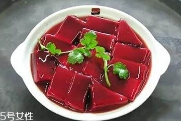 雞血的功效和作用 雞血的宜忌人群 雞血的功效和作用 雞血的宜忌人群