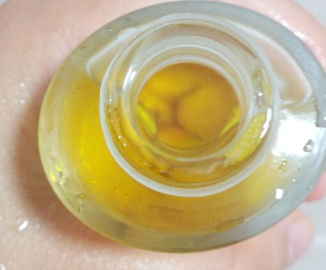 嬌韻詩(shī)妊娠紋油和霜怎么用？嬌韻詩(shī)妊娠紋油和霜先后順序