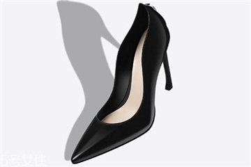 夏天穿什么高跟鞋好看？夏天適合穿什么高跟鞋？