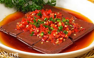 雞血會不會很臟？雞血怎么去灰塵？