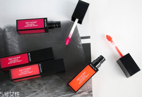 露華濃黑管510適合黃皮嗎 露華濃口紅510試色 露華濃黑管510適合黃皮嗎 露華濃口紅510試色