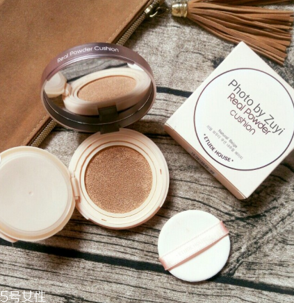 伊蒂之屋純真氣墊散粉膏怎么樣 伊蒂之屋純真氣墊散粉 伊蒂之屋純真氣墊散粉膏怎么樣 伊蒂之屋純真氣墊散粉