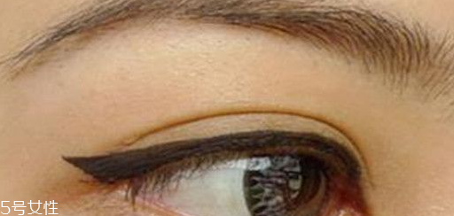 露華濃眼線筆好用嗎 露華濃不脫色眼線筆好用嗎 露華濃眼線筆好用嗎 露華濃不脫色眼線筆好用嗎