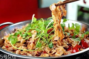 雞肝能在微波爐加熱嗎？雞肝在微波爐加熱會(huì)爆炸嗎？