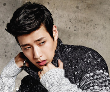 2018男生短發(fā)飛機(jī)頭發(fā)型 男生短發(fā)發(fā)型飛機(jī)頭 2018男生短發(fā)飛機(jī)頭發(fā)型 男生短發(fā)發(fā)型飛機(jī)頭