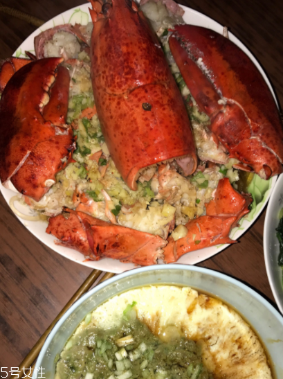 波士頓龍蝦是淡水的嗎？波士頓龍蝦是海里的嗎？