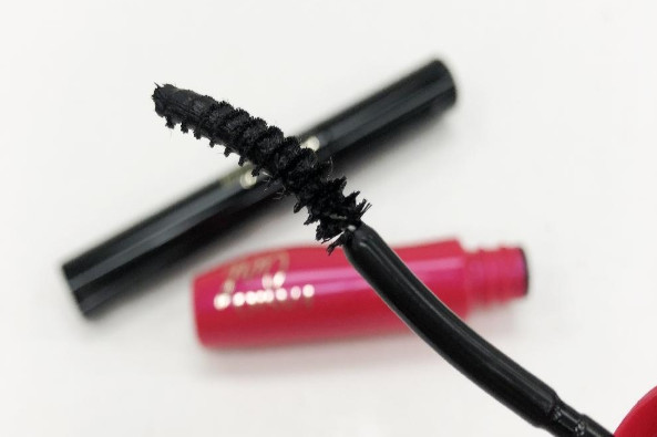 化妝品保質(zhì)期怎么判斷 化妝品保質(zhì)期怎么判斷