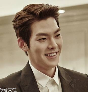 男生夏天適合什么短發(fā)發(fā)型 25款各種風格潮男發(fā)型