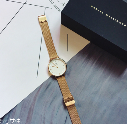 手表洗油用什么油？手表洗油用的哪種油？