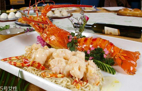 波士頓龍蝦死了還能吃嗎？死的波士頓龍蝦能吃嗎？