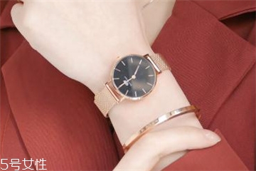 手表洗油要多久？手表洗油要用多長時間？