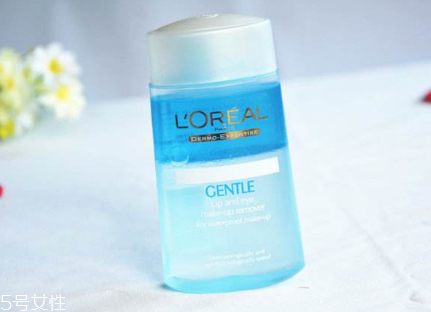 眼唇卸妝液為什么是藍色的 眼唇卸妝液使用藍色的2個原因 眼唇卸妝液為什么是藍色的 眼唇卸妝液使用藍色的2個原因