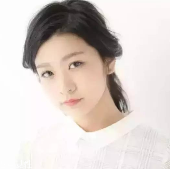 長發(fā)低馬尾怎么扎有氣質(zhì) 不會(huì)散的溫柔婉約低馬尾教程 長發(fā)低馬尾怎么扎有氣質(zhì) 不會(huì)散的溫柔婉約低馬尾教程