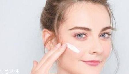 防曬霜怎么判斷是否變質 防曬霜變質的3個表現(xiàn)