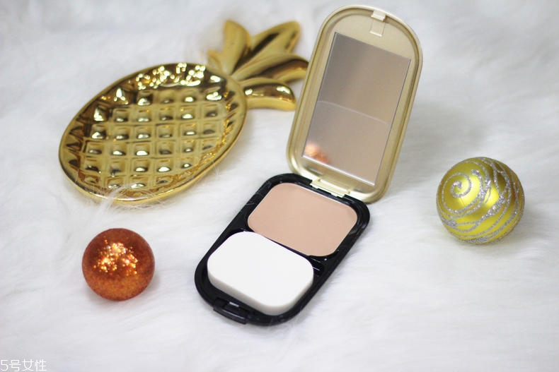 蜜絲佛陀粉餅一共有幾款 蜜絲佛陀粉餅?zāi)膫€好 蜜絲佛陀粉餅一共有幾款 蜜絲佛陀粉餅?zāi)膫€好