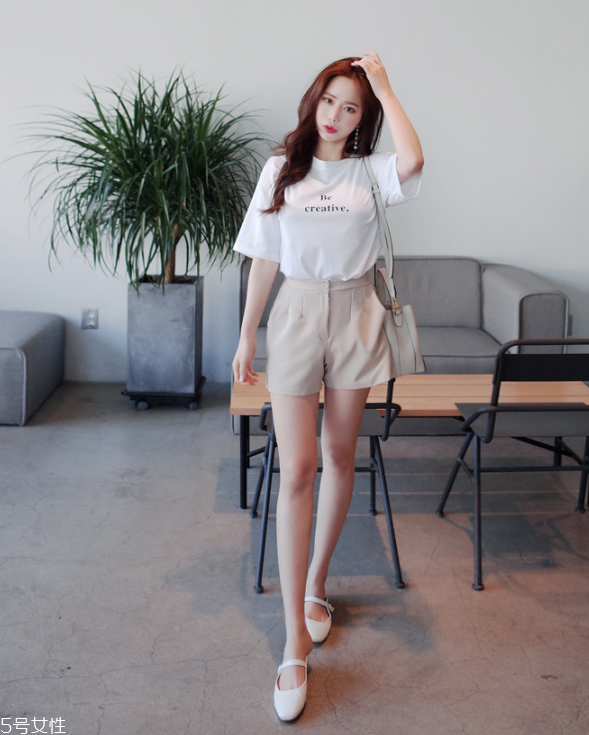 五分袖t恤怎么搭配 五分袖配什么褲子 五分袖t恤怎么搭配 五分袖配什么褲子