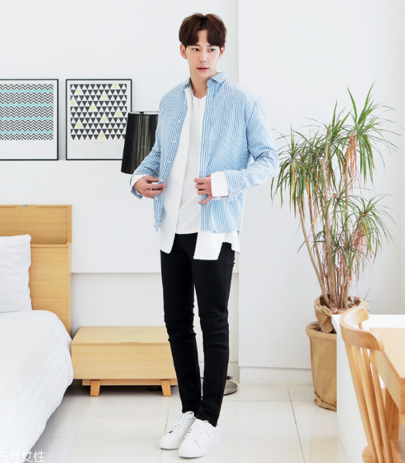 五分袖t恤怎么搭配 五分袖配什么褲子 五分袖t恤怎么搭配 五分袖配什么褲子