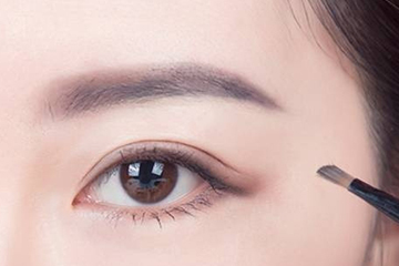 提眉和雙眼皮一起做嗎？提眉和雙眼皮要隔開多久