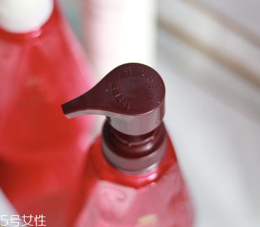 力士洗發(fā)水是堿性的嗎？力士洗發(fā)水是酸性還是堿性？