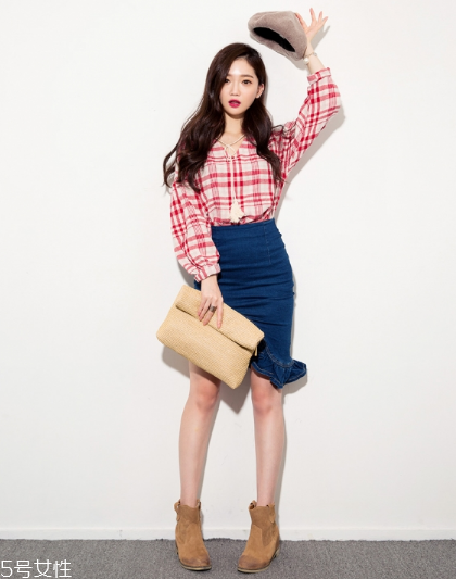 不規(guī)則裙子怎么搭配？不規(guī)則裙子搭配圖片