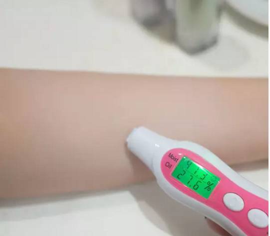 蘭芝紫色隔離好用嗎？黃皮美白利器