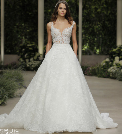 婚紗可以穿紅色的嗎？婚紗穿紅色的好嗎？