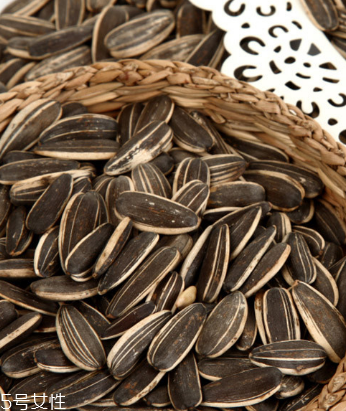 葵瓜子酥的做法？葵瓜子酥好吃嗎？