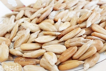 葵瓜子能多吃嗎？吃多了葵瓜子會(huì)怎樣？