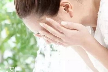 敏感肌能用美白產(chǎn)品嗎？美白產(chǎn)品敏感肌可以用嗎？